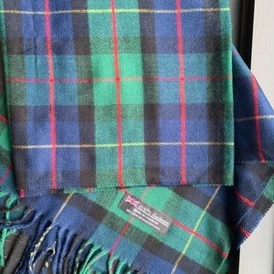 100% Cashmere Made in Scotland Scarf!